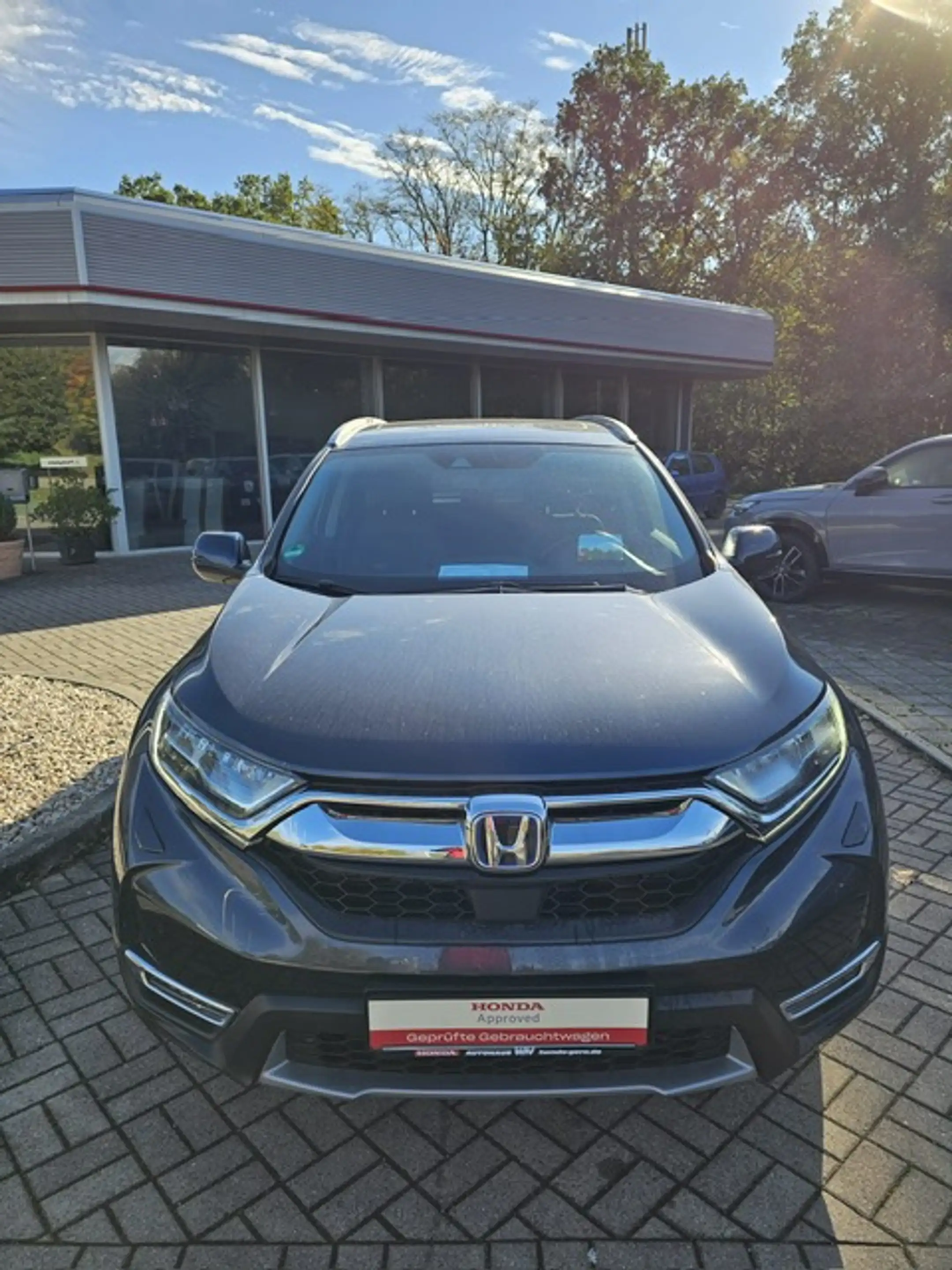 Honda CR-V e:HEV 2.0 i-MMD Hybrid 4WD Executive — photo 2