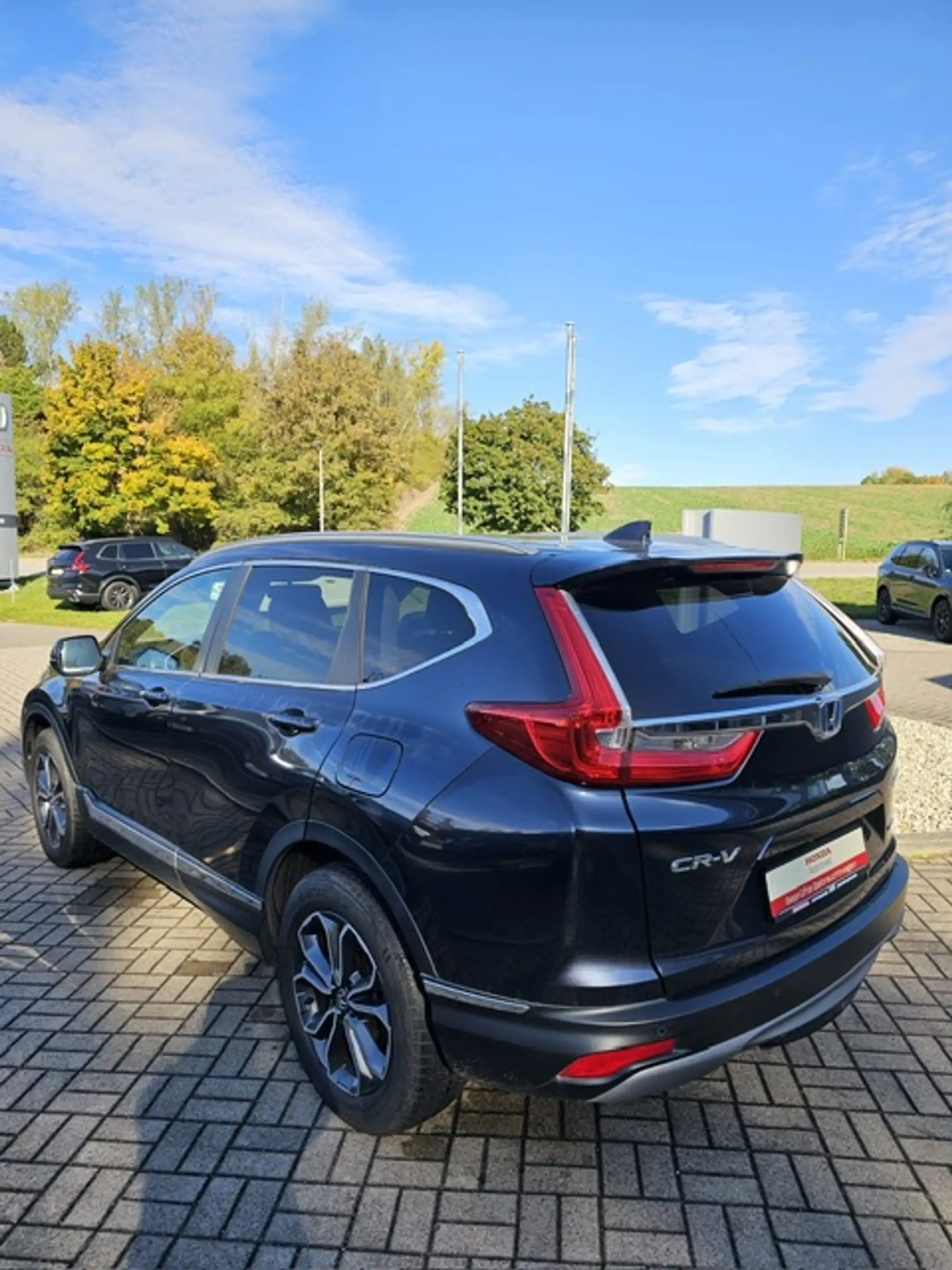Honda CR-V e:HEV 2.0 i-MMD Hybrid 4WD Executive — photo 11