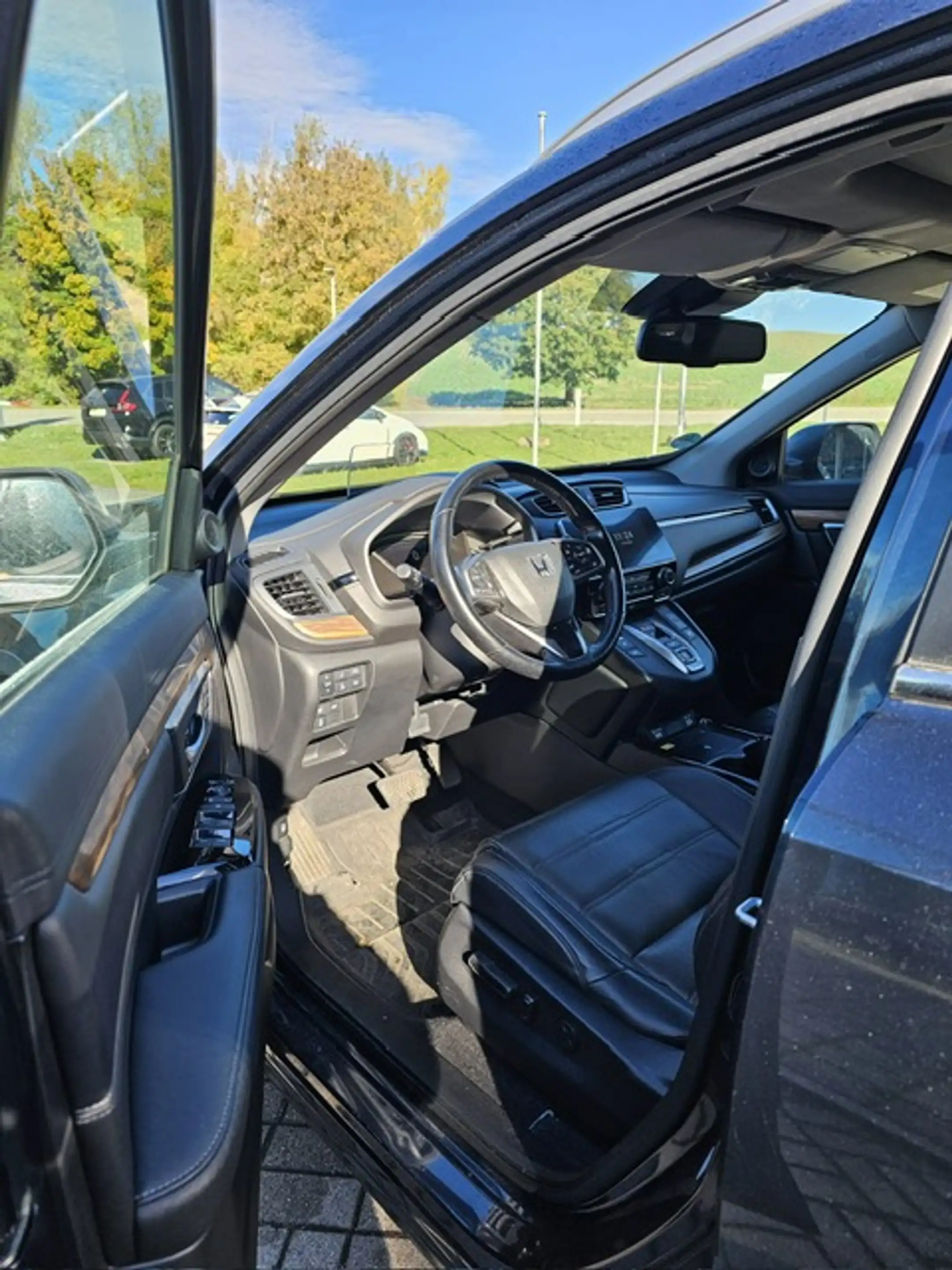 Honda CR-V e:HEV 2.0 i-MMD Hybrid 4WD Executive — photo 4