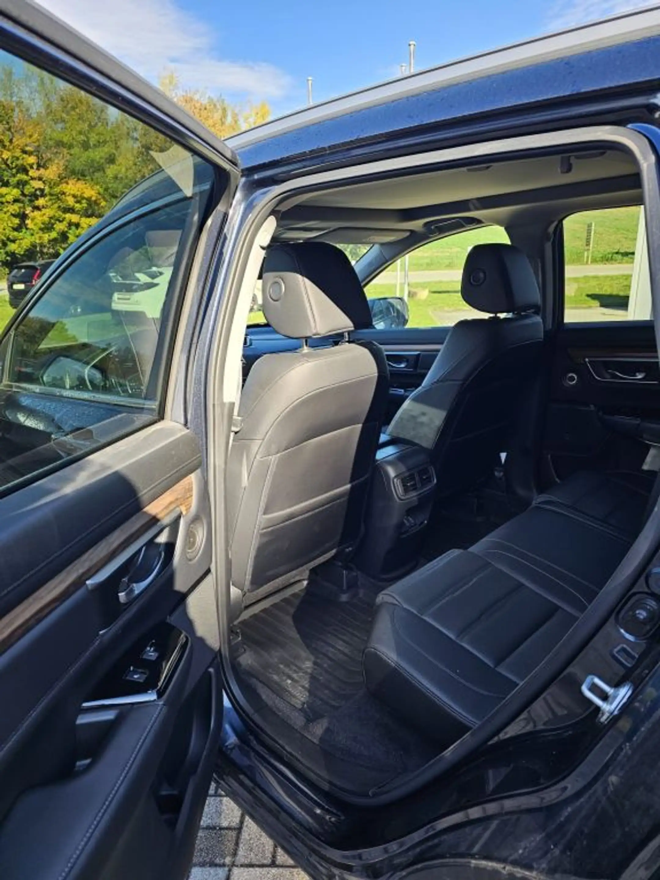 Honda CR-V e:HEV 2.0 i-MMD Hybrid 4WD Executive — photo 6