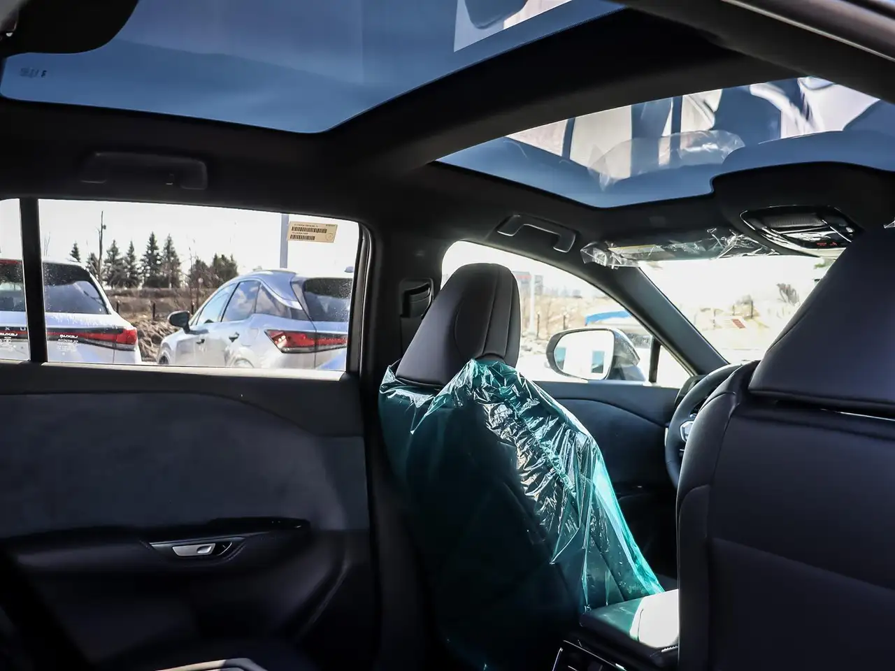 Lexus RZ снимка Lexus RZ