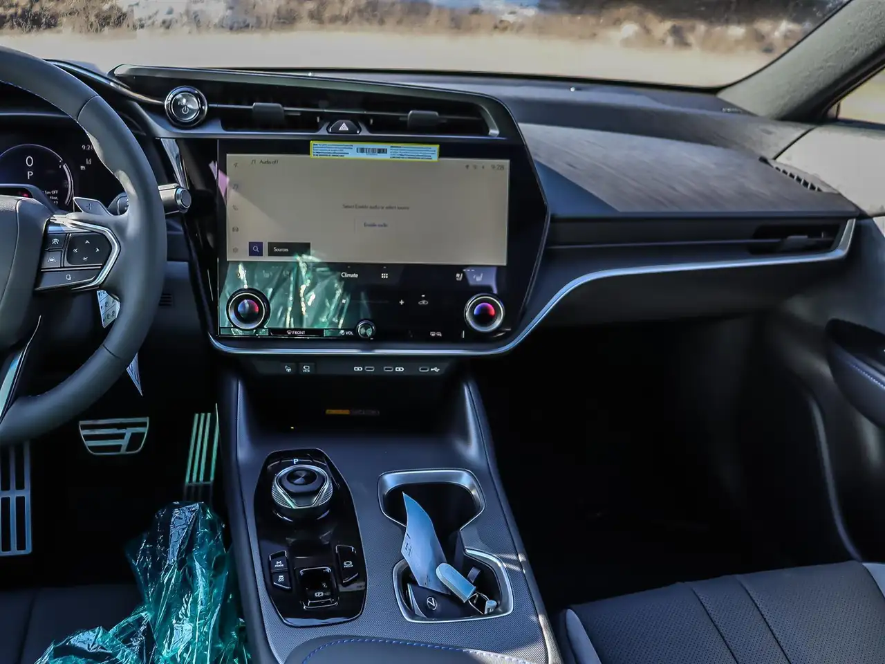 Lexus RZ снимка Lexus RZ
