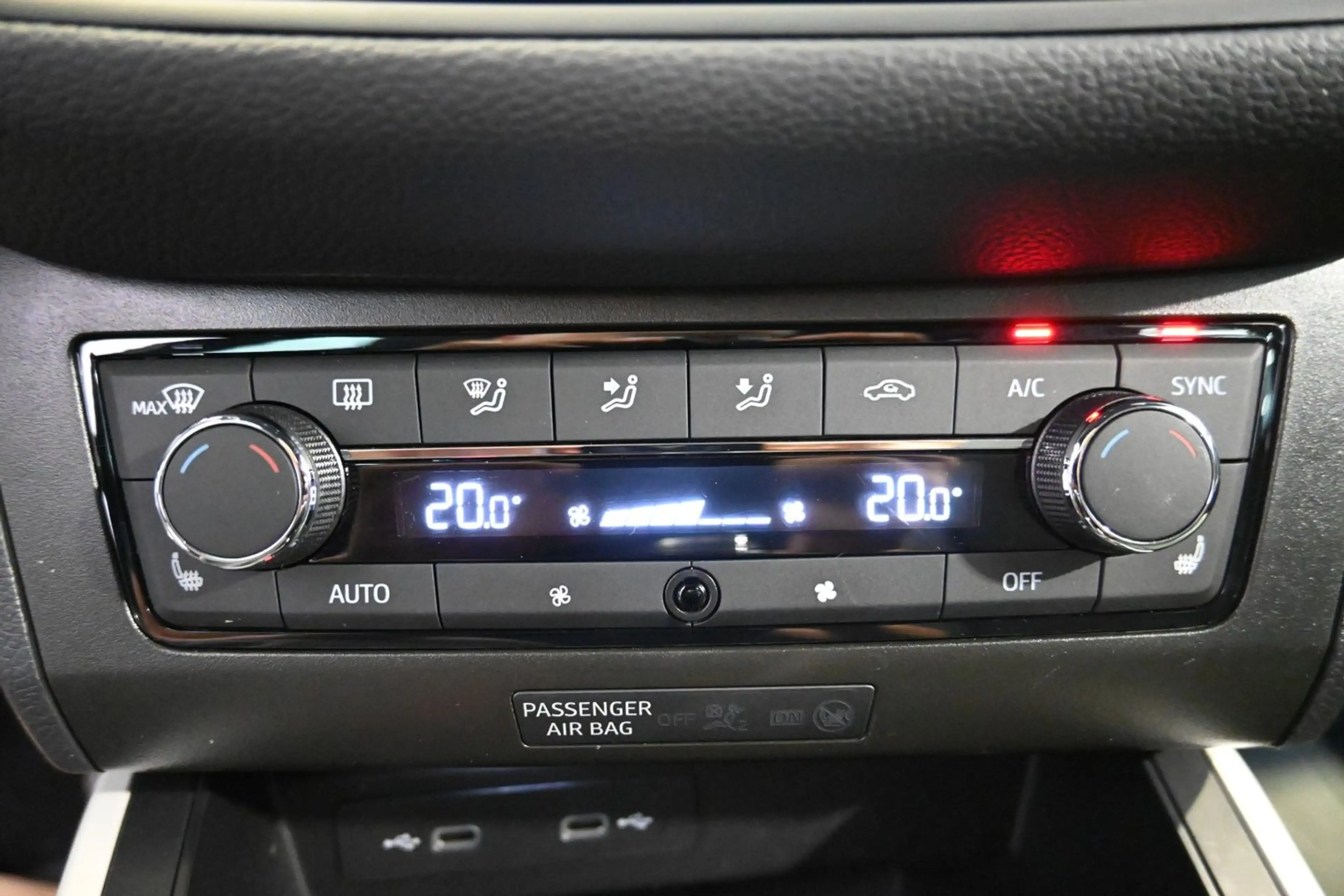 SEAT Arona Xcellence EcoTSI — photo 9