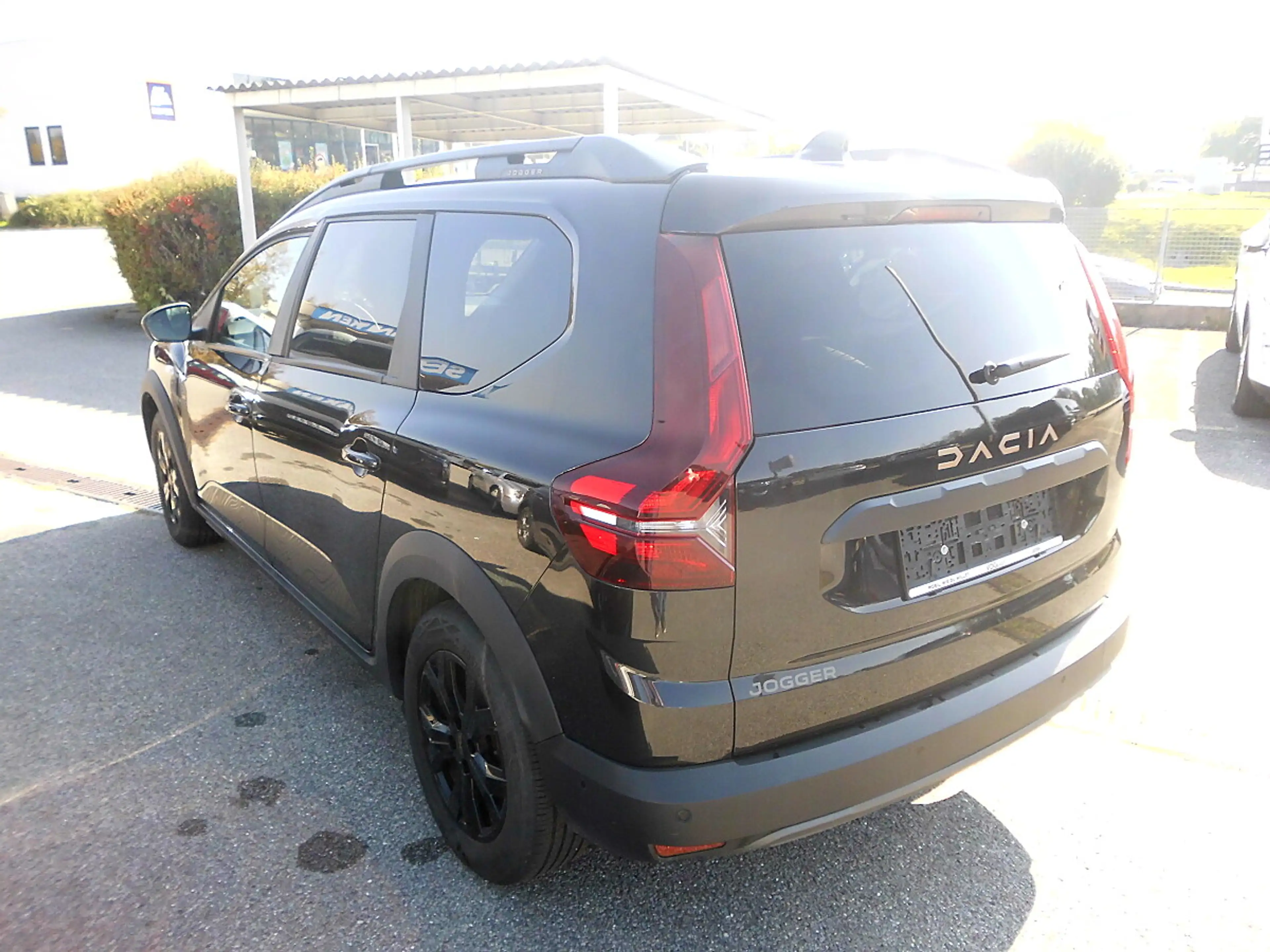 Dacia Jogger Extreme+ TCe 110 — photo 2