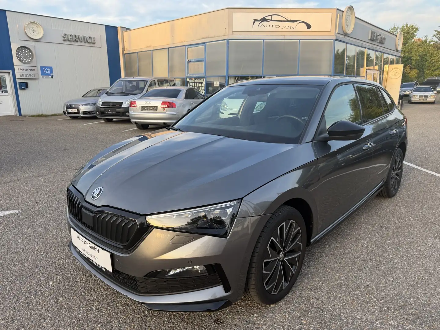 Skoda Scala Monte Carlo*AHK*Kamera*ACC*E-Sitze*Panorama*MwSt.* Grau - 1