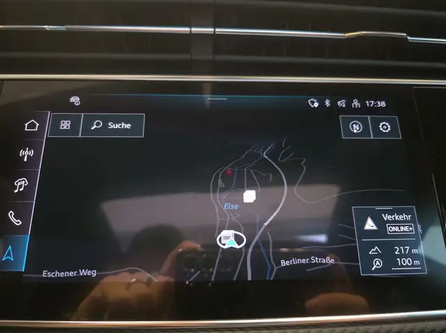 Audi RS Q8 view 15