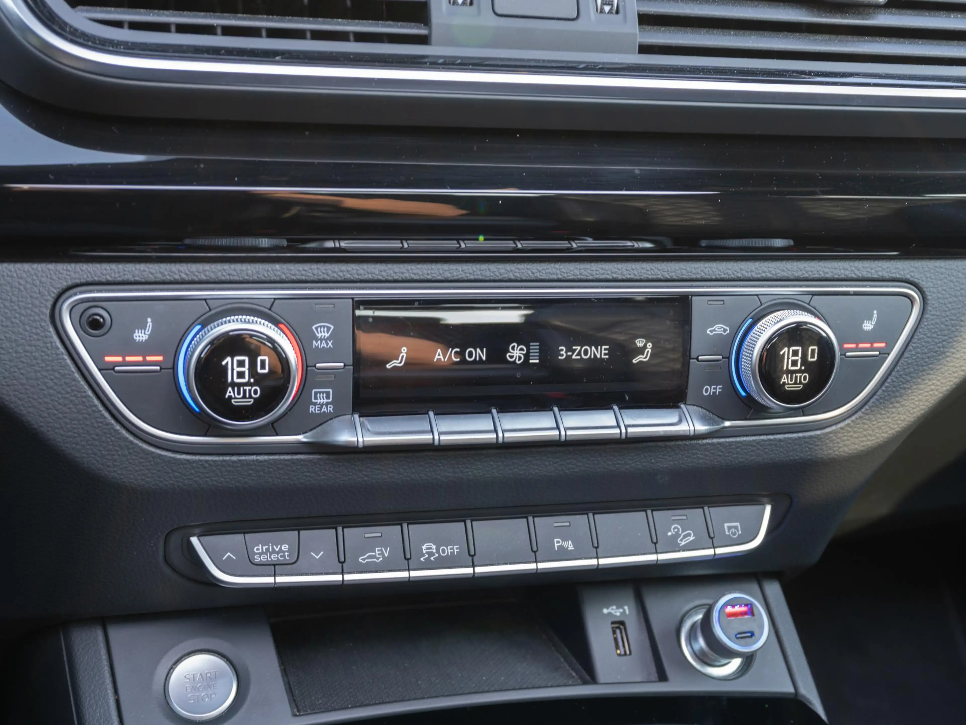 Audi Q5 55 TFSI e S edition | Lucht | Elc trekhaak | Deale — photo 36