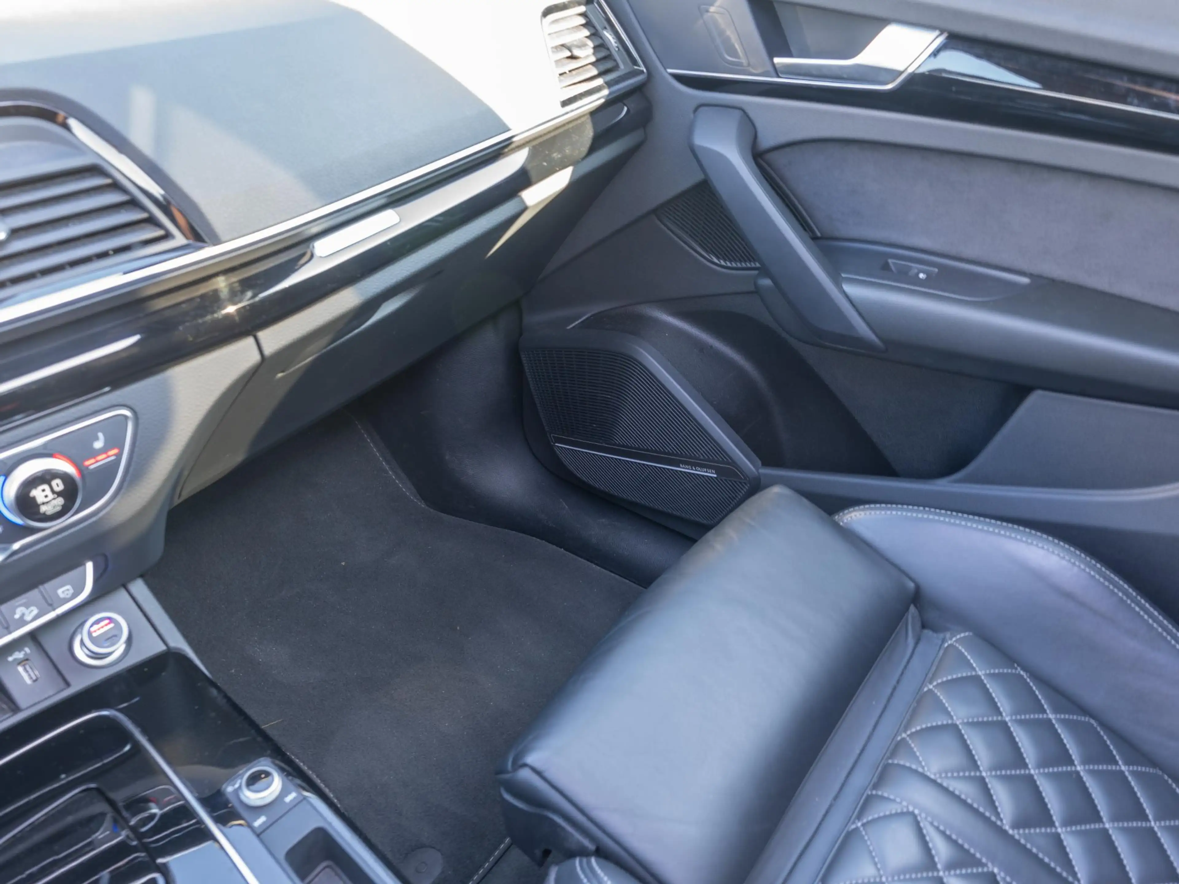 Audi Q5 55 TFSI e S edition | Lucht | Elc trekhaak | Deale — photo 38