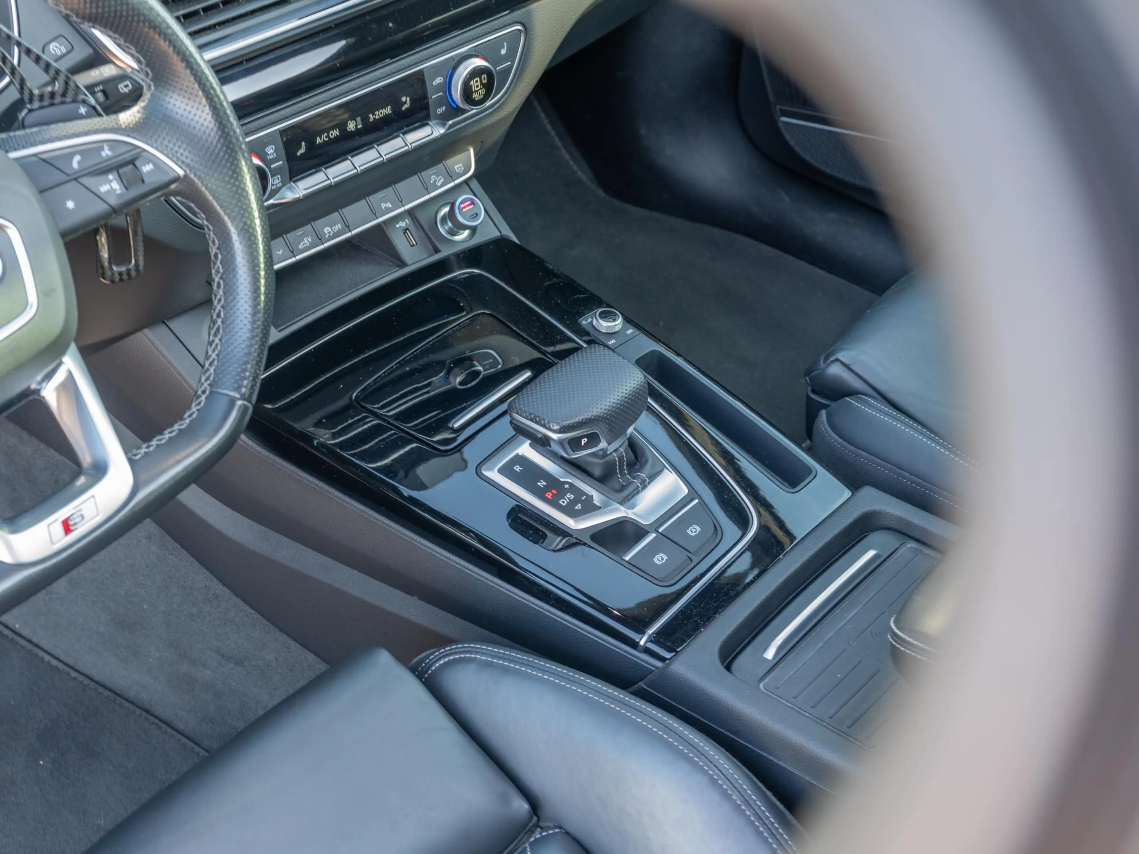 Audi Q5 55 TFSI e S edition | Lucht | Elc trekhaak | Deale — photo 13
