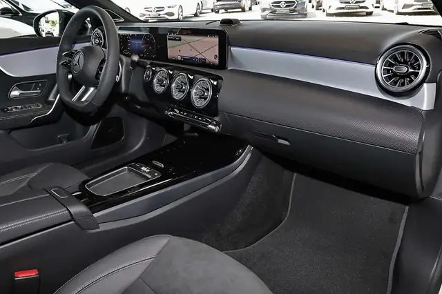 Mercedes-Benz A-Class view 8