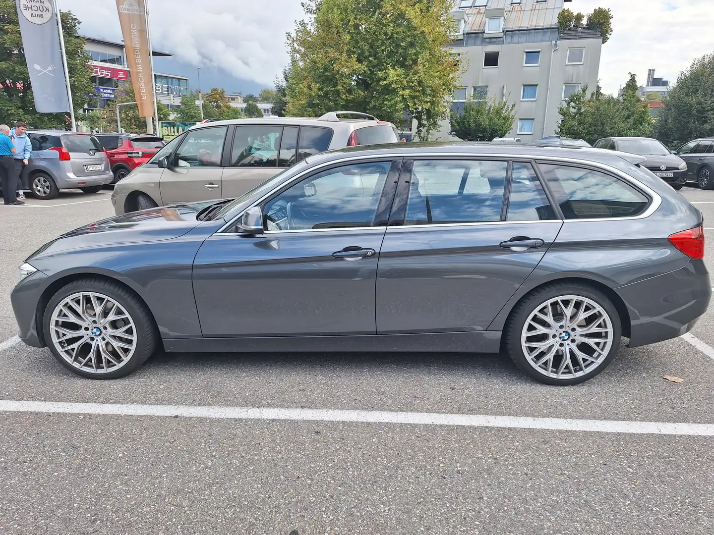 BMW 335 VB, Allrad, Sport Line, Head Up, 8 Alubereifung Silber - 1