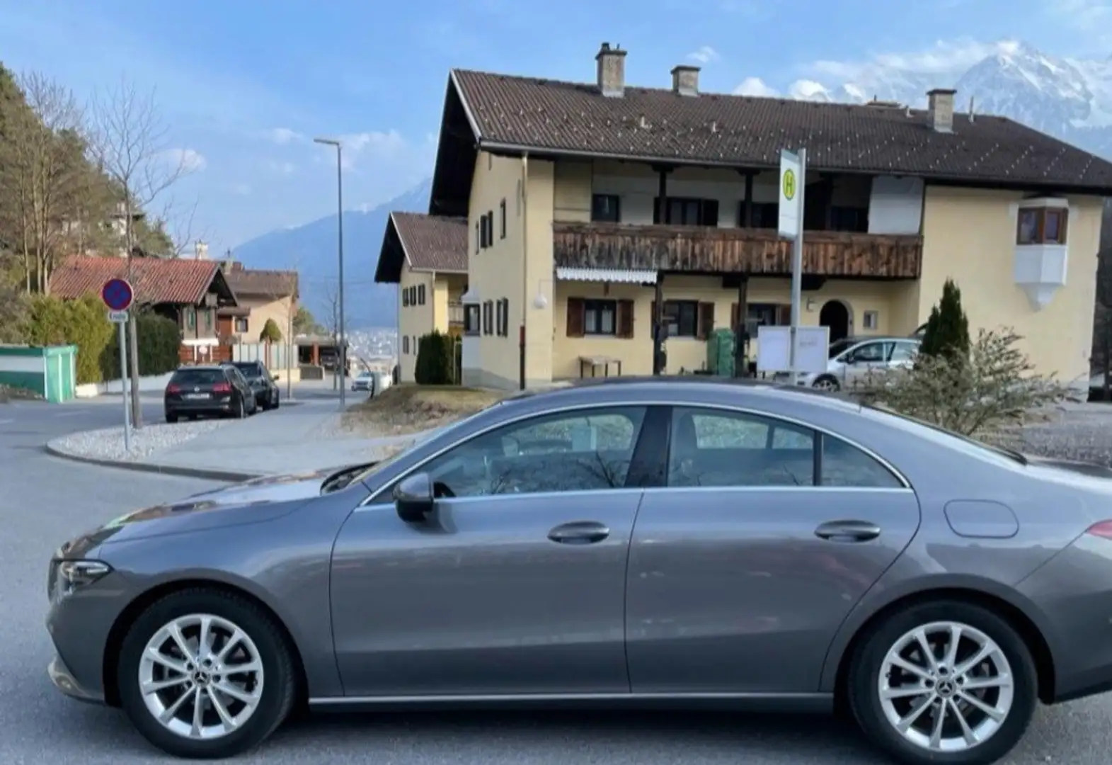 Mercedes-Benz CLA 180 7G-DCT Progressive - 1