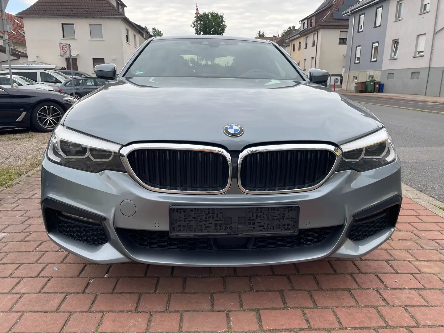 BMW 530 530 e M Sport Gris - 2