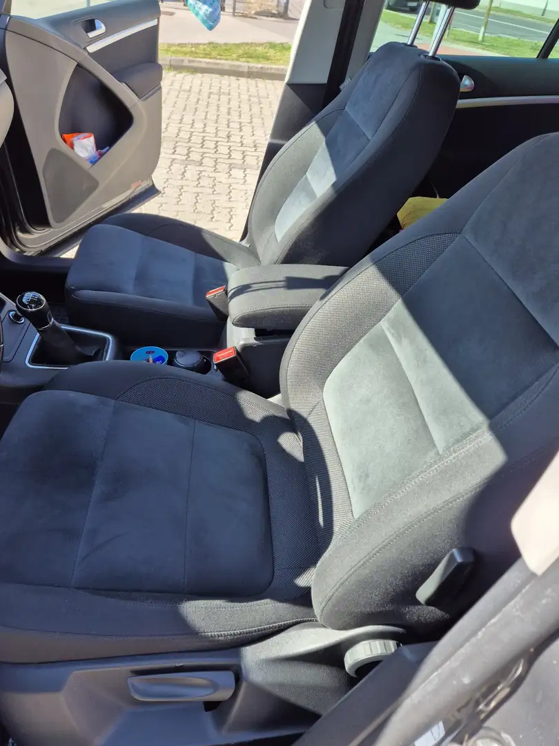 Volkswagen Tiguan 2,0 TDI R-line - 1
