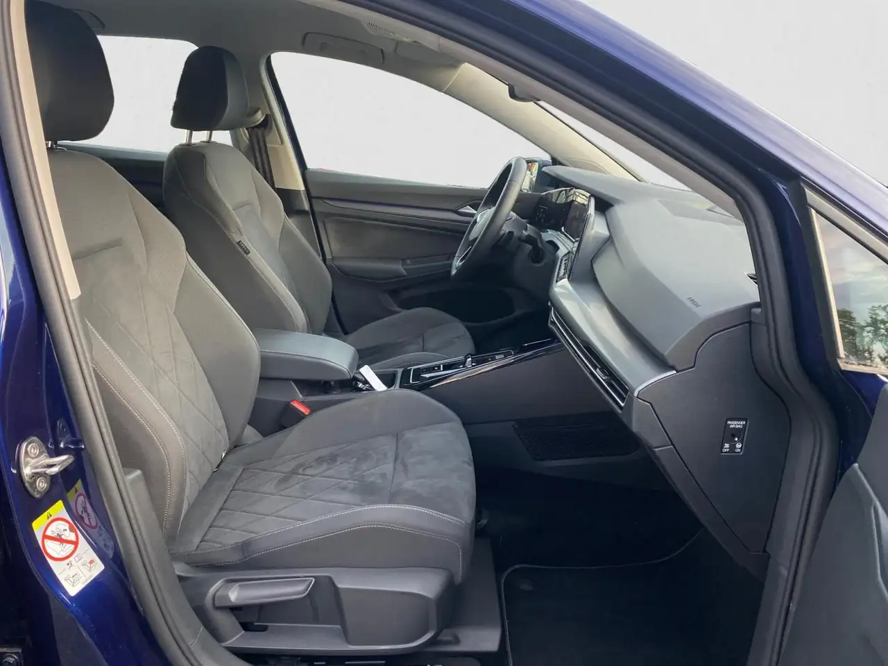 Volkswagen Golf 1.5 eTSI EVO ACT Style DSG 15