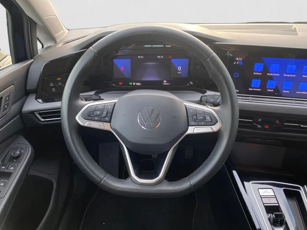 Volkswagen Golf 1.5 eTSI EVO ACT Style DSG 11