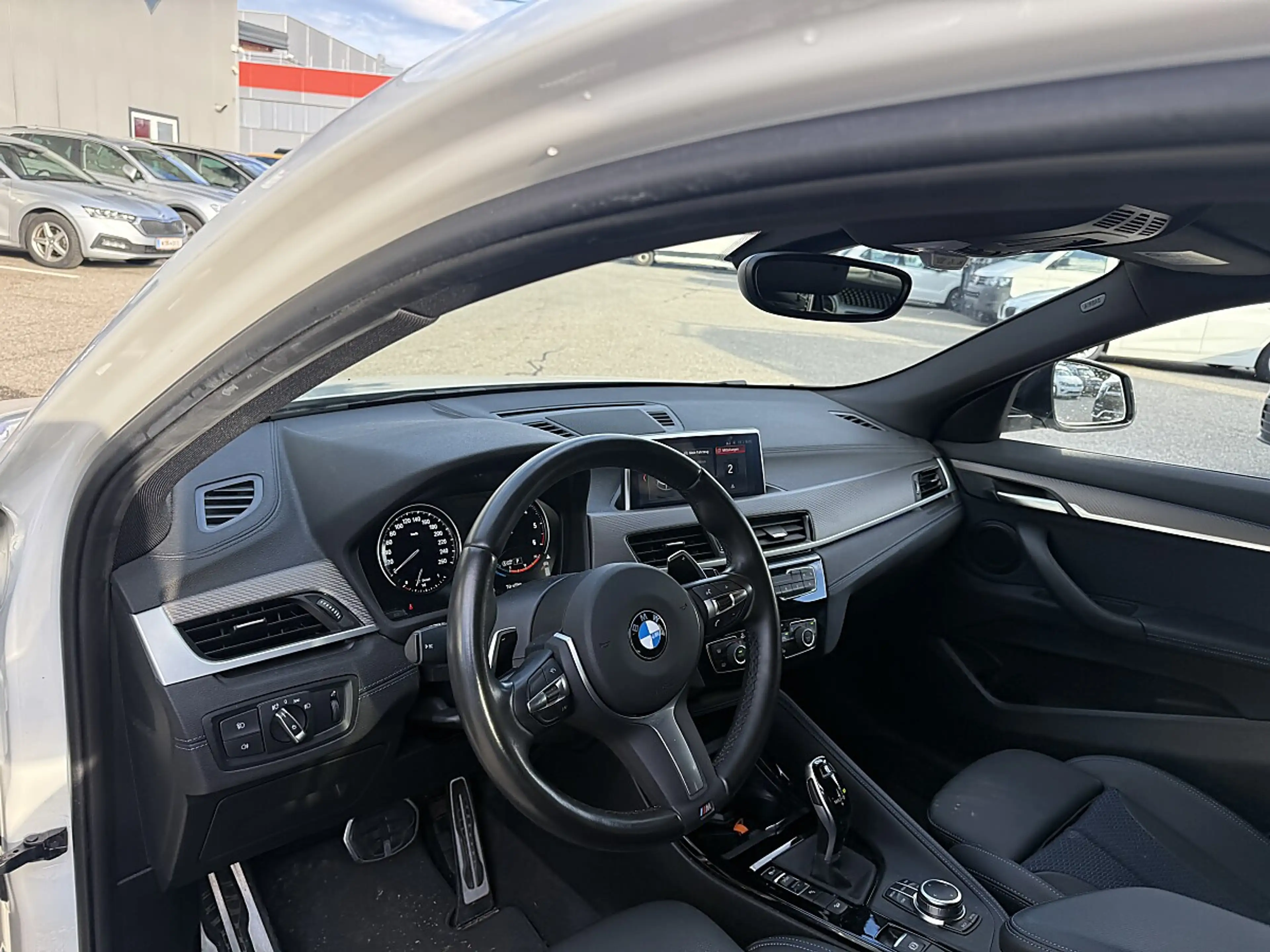 BMW X2 xDrive18d — photo 9