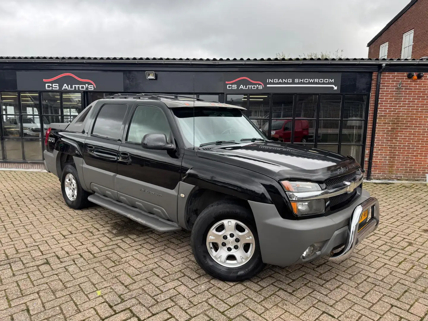 Chevrolet Avalanche USA 5.3|V8|4WD|DUBBEL CABINE|GRIJS KENTEKEN|TOEGAN Noir - 2