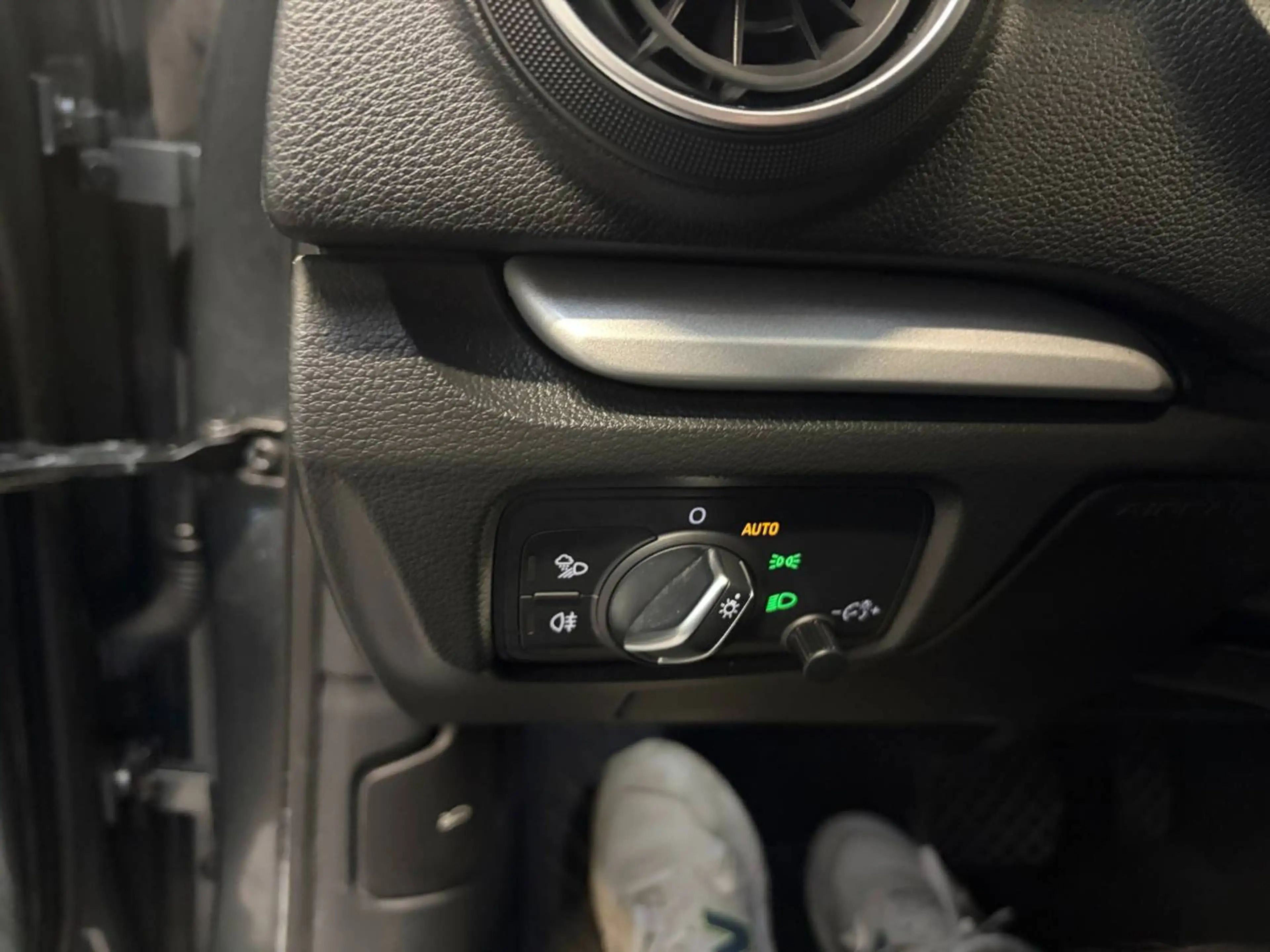 Audi A3 A3 Sportback CNG 30 TFSI g-tron Design S tronic (EU6d-T.) — photo 6