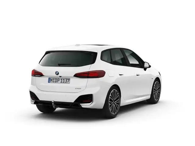 BMW 2 Series view 3