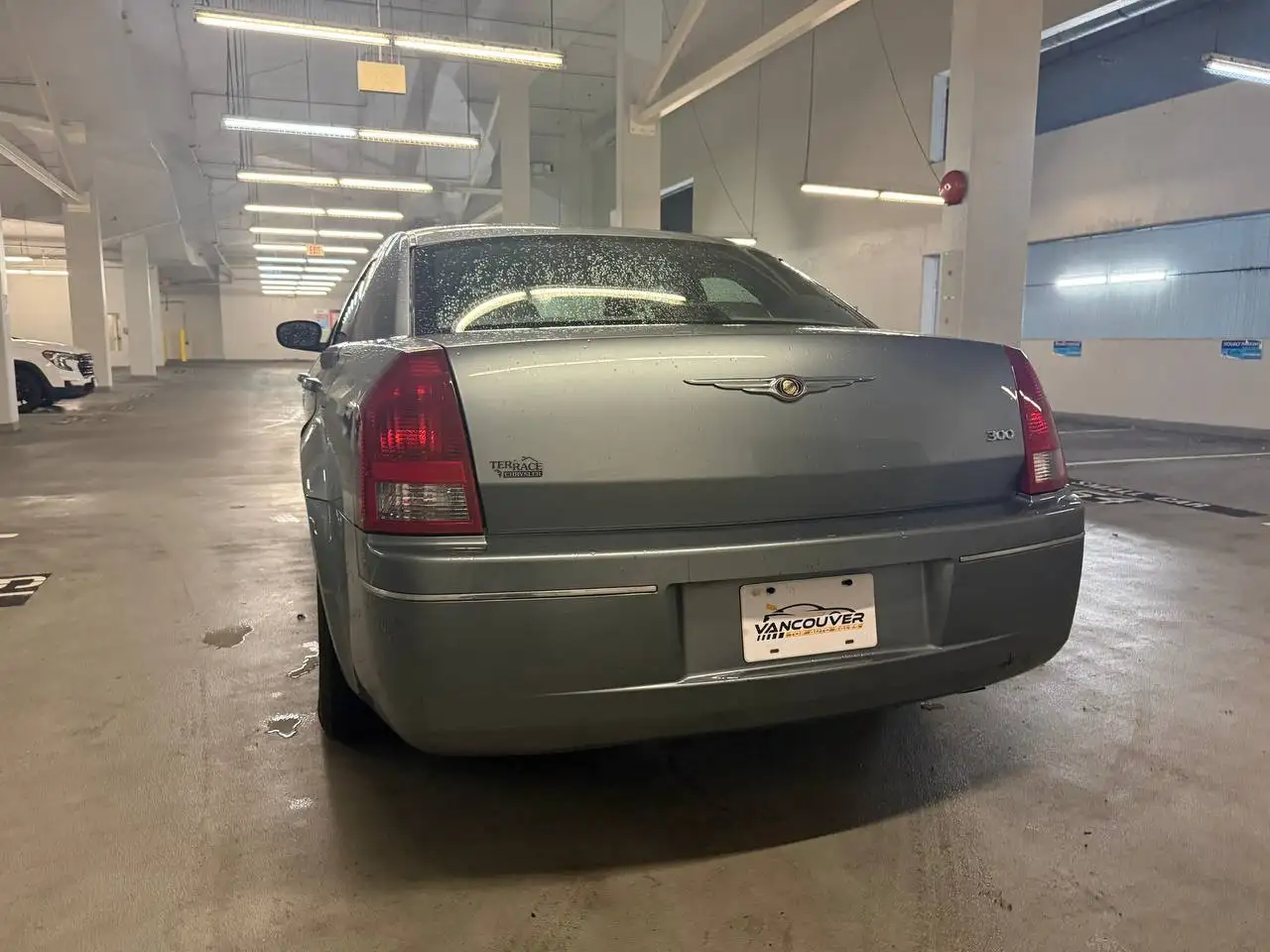 Chrysler 300 снимка Chrysler 300