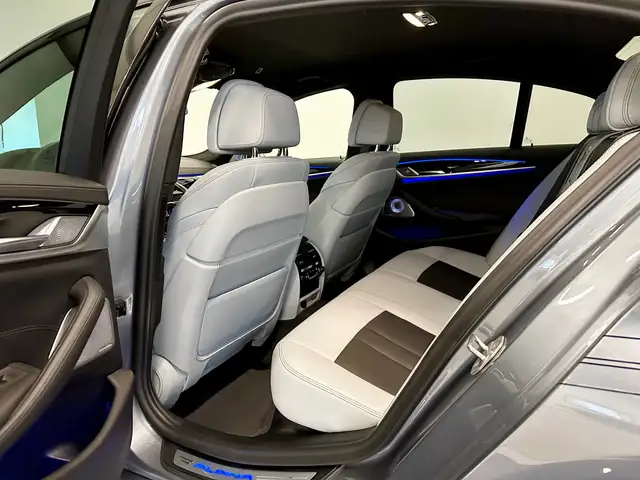 Alpina B5 Allrad BiTurbo,621PS,V8,LavalinaLeder,B&W,Laser,TV Ansicht 25