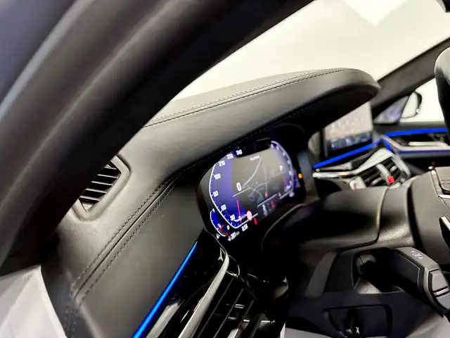 Alpina B5 Allrad BiTurbo,621PS,V8,LavalinaLeder,B&W,Laser,TV Ansicht 23