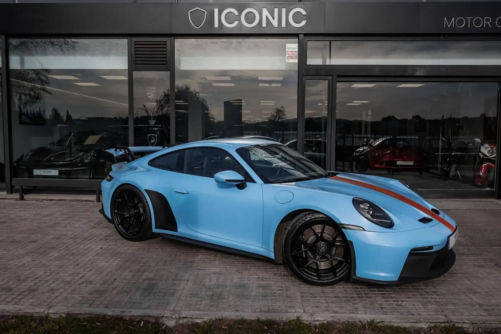 Porsche 992 GT3 PDK Bleu - 1