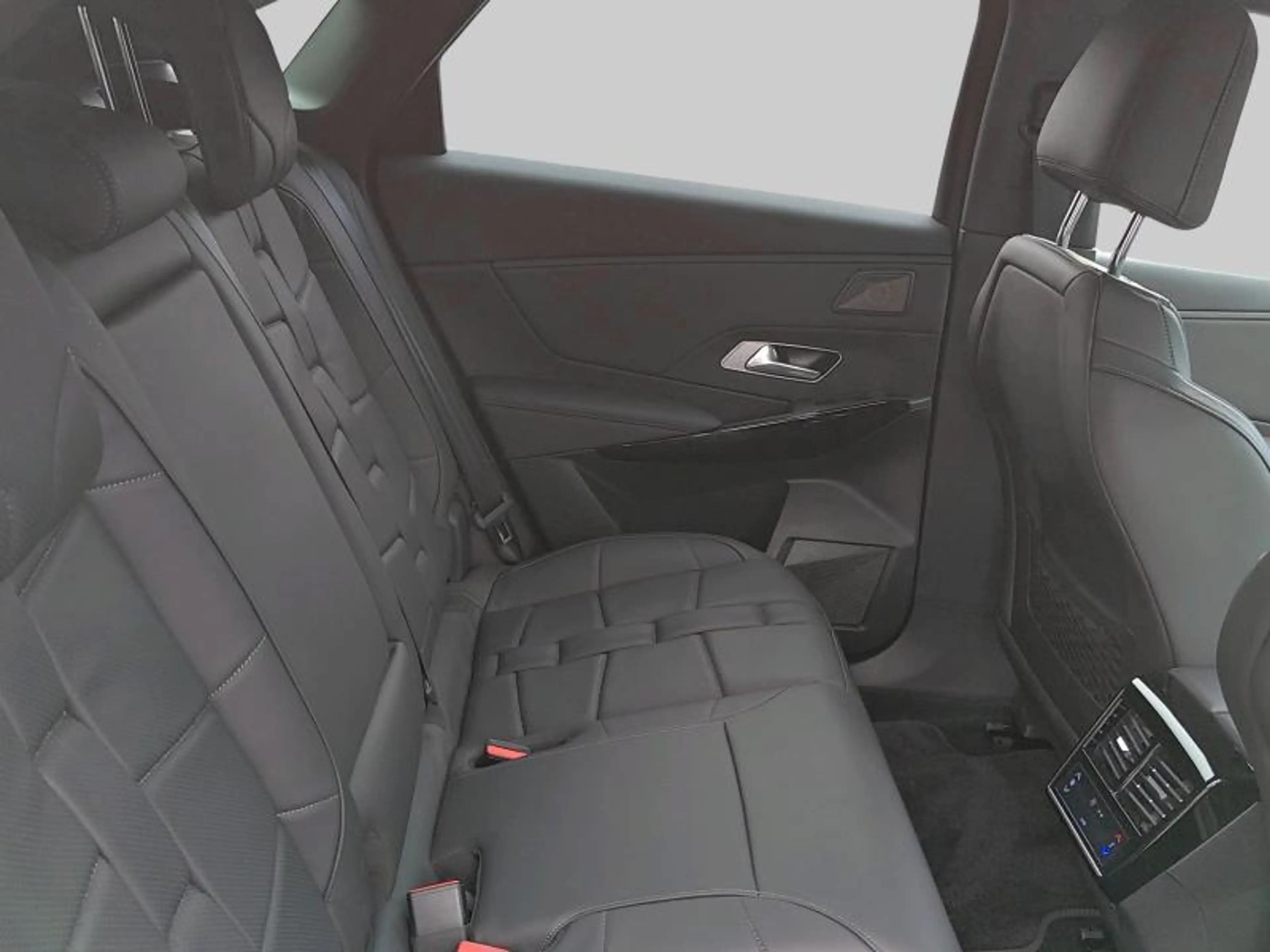 DS Automobiles DS 7 OPERA — photo 10