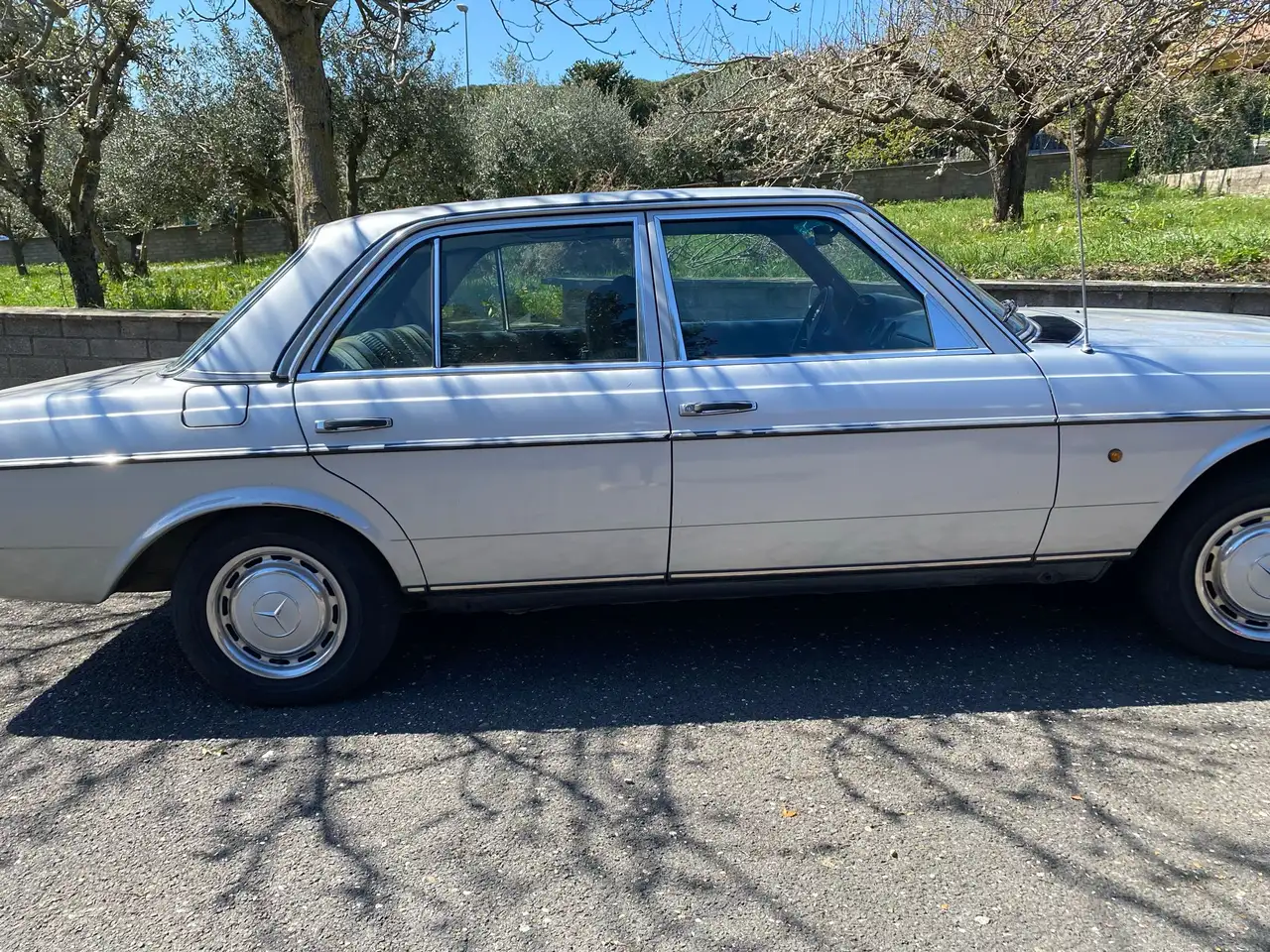 Mercedes-Benz 300 Berlina, foto 2
