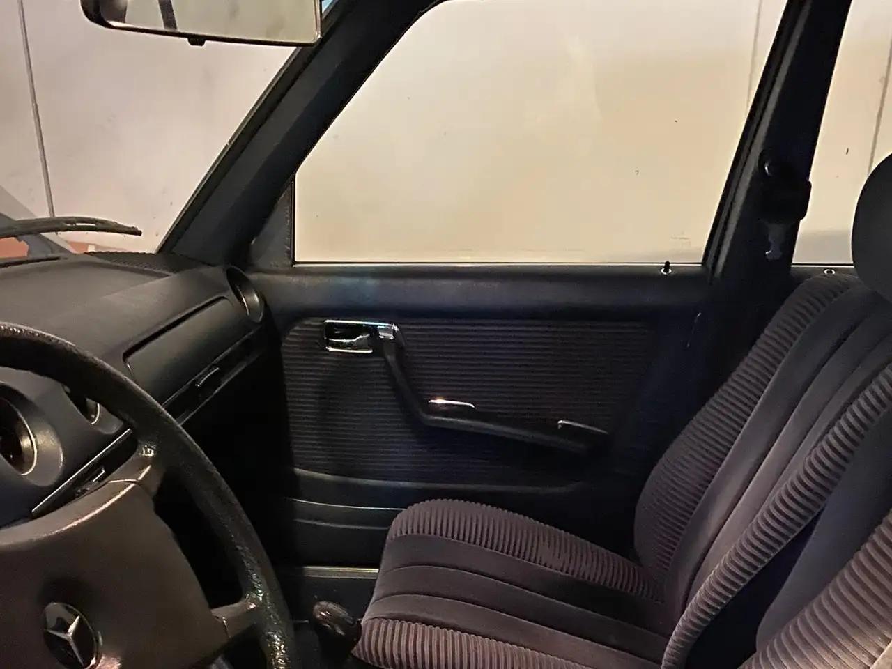 Mercedes-Benz 300 Berlina, foto 6