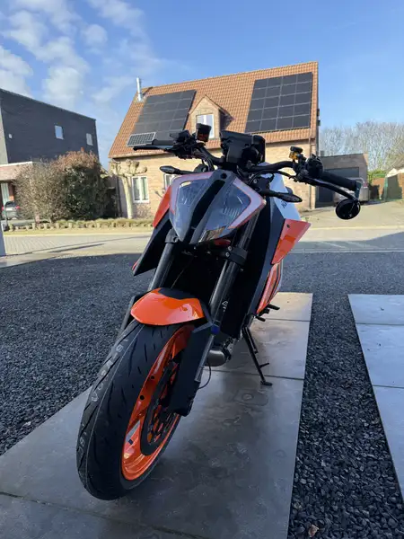 KTM 1290 Super Duke R - foto 8