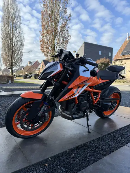 KTM 1290 Super Duke R - foto 7