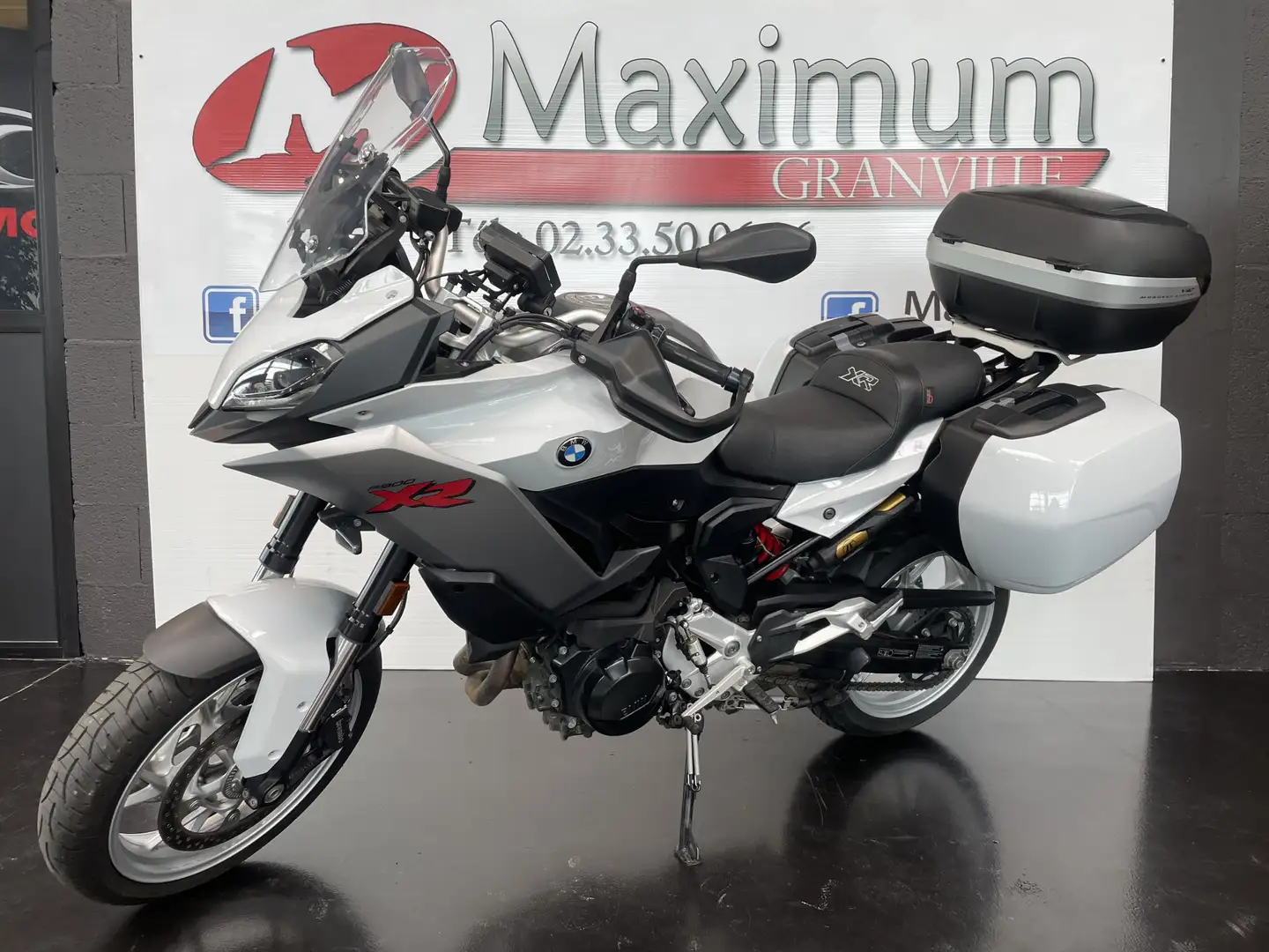 BMW F 900 XR Alb - 2