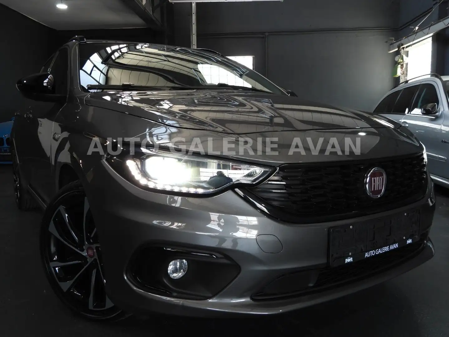 Fiat Tipo TIPO 1.4 T-JET S-DESIGN - 1