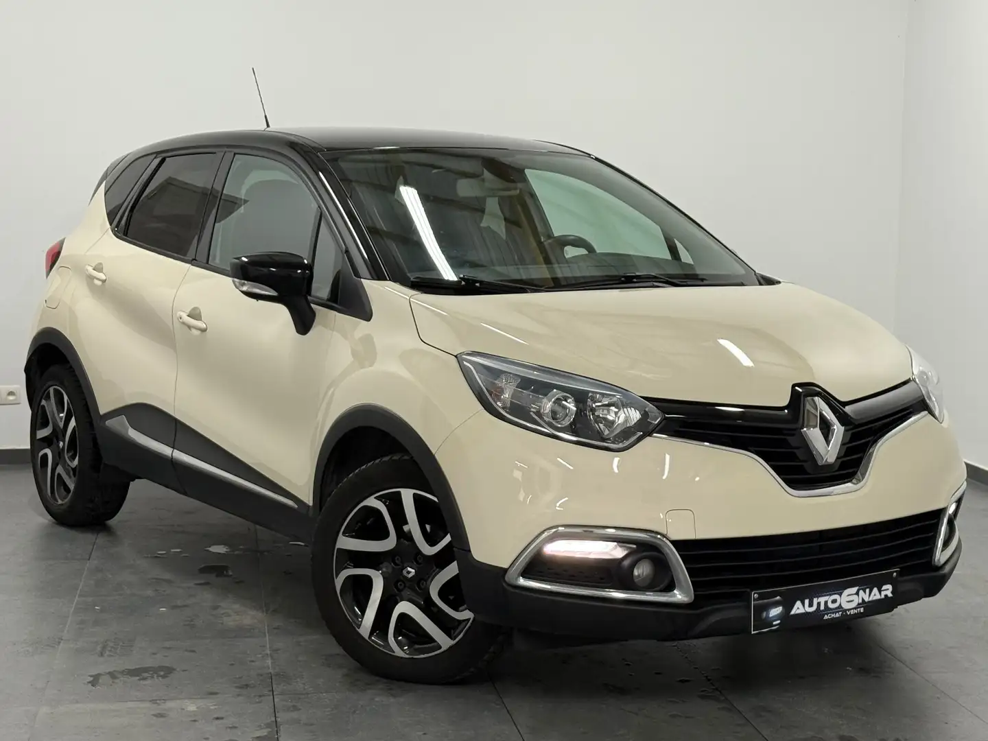 Renault Captur 0.9 TCe Energy Intens Beige - 1