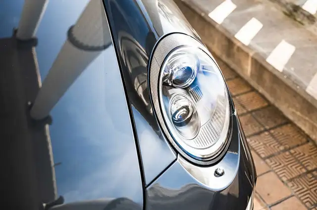 Porsche 911 view 19