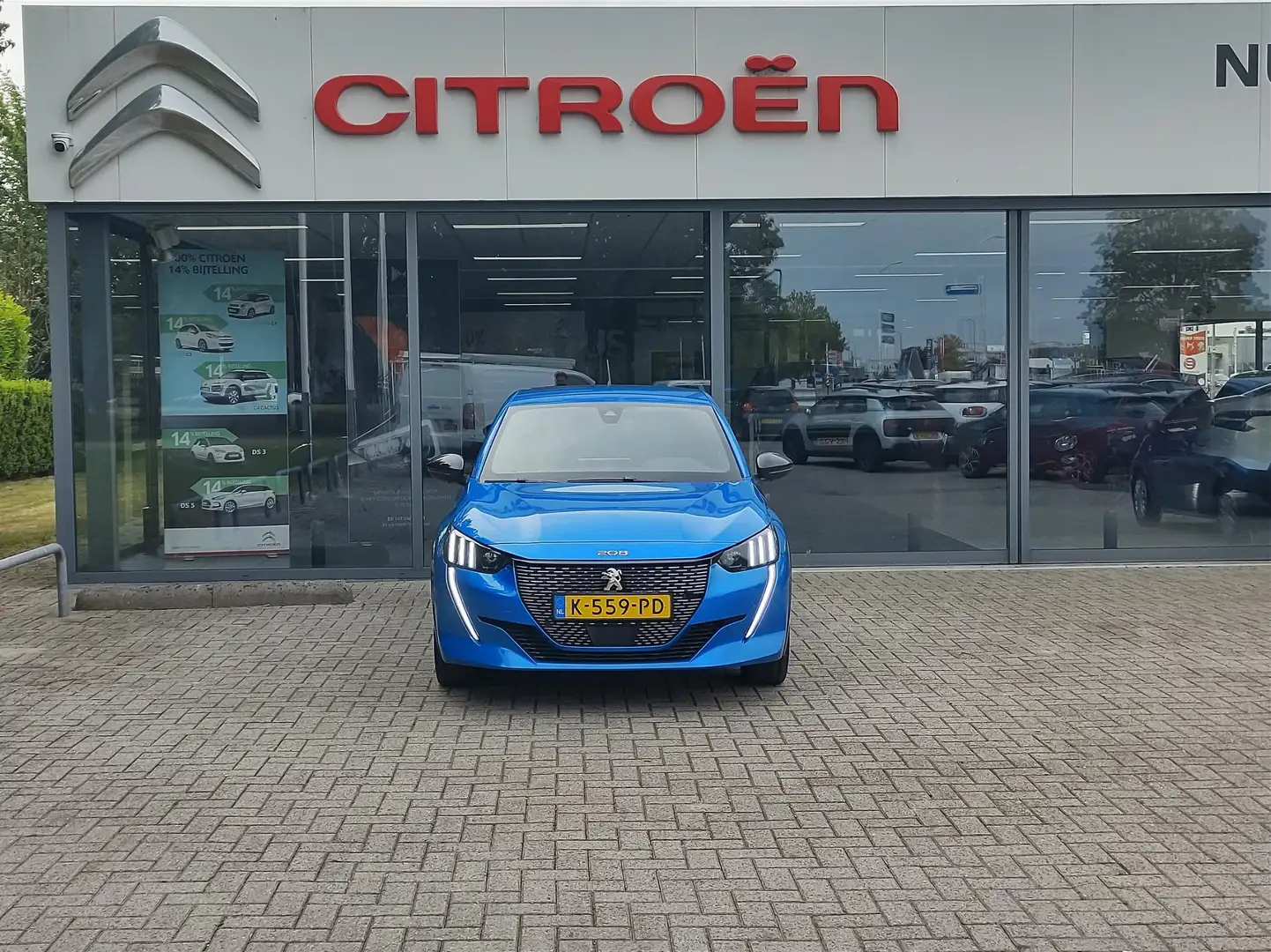 Peugeot 208 1.2 PureTech GT-Line Bleu - 2