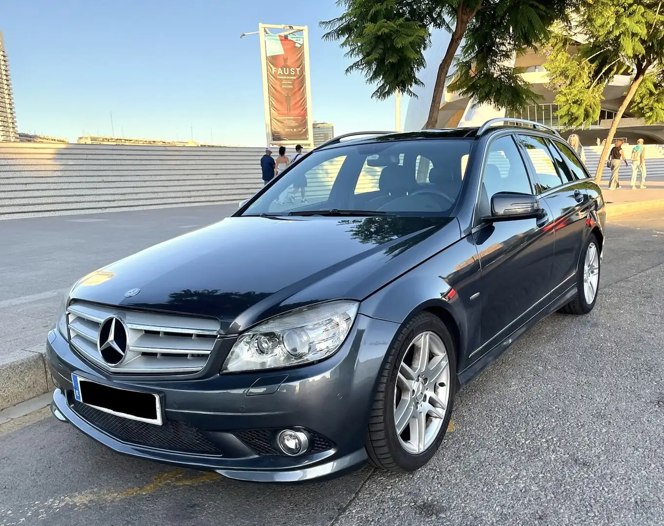 Mercedes-Benz E 320 Estate 320CDI Avantgarde Sport AMG 7G - 2