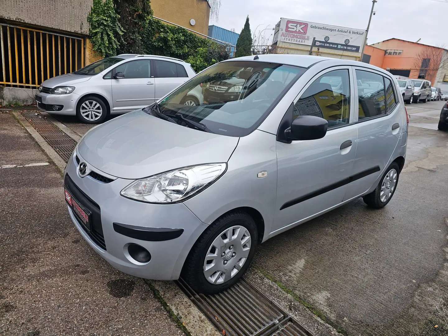 Hyundai i10 Style Automatik TÜV bis 04.2027 Klima Gris - 1