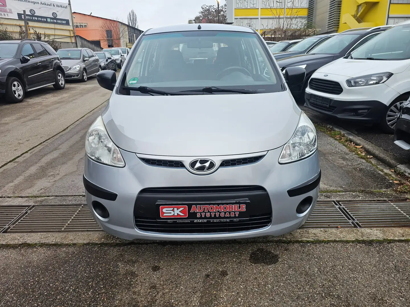 Hyundai i10 Style Automatik TÜV bis 04.2027 Klima Gris - 2