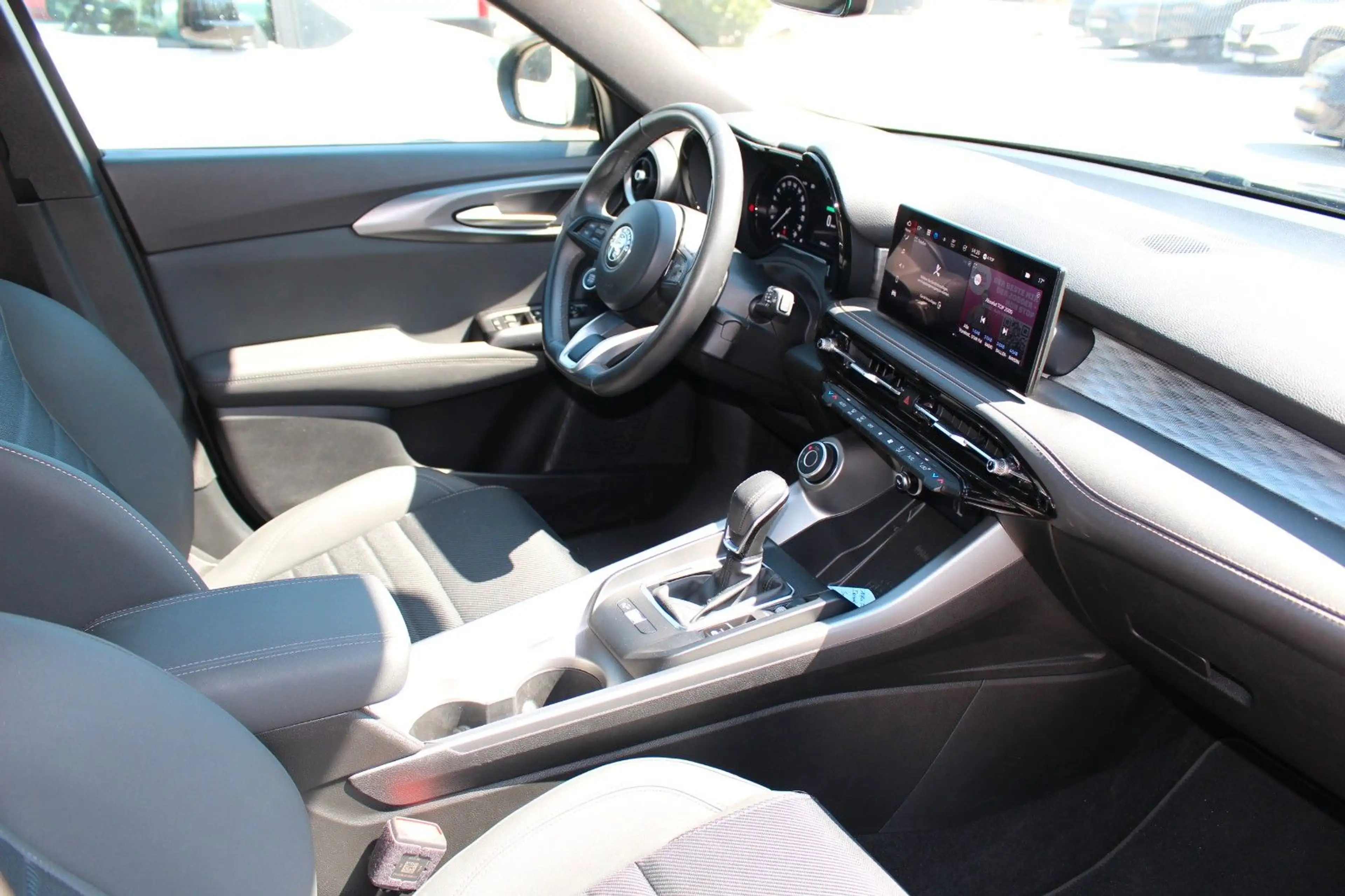 Alfa Romeo Tonale Ti Matrix-LED/Kamera — photo 7