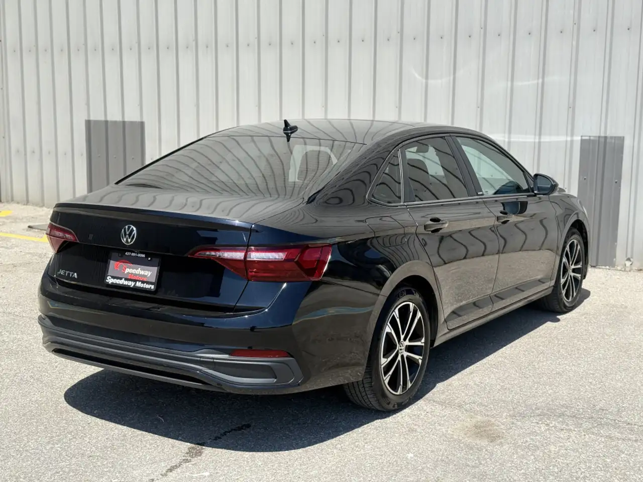 Volkswagen Jetta снимка Volkswagen Jetta