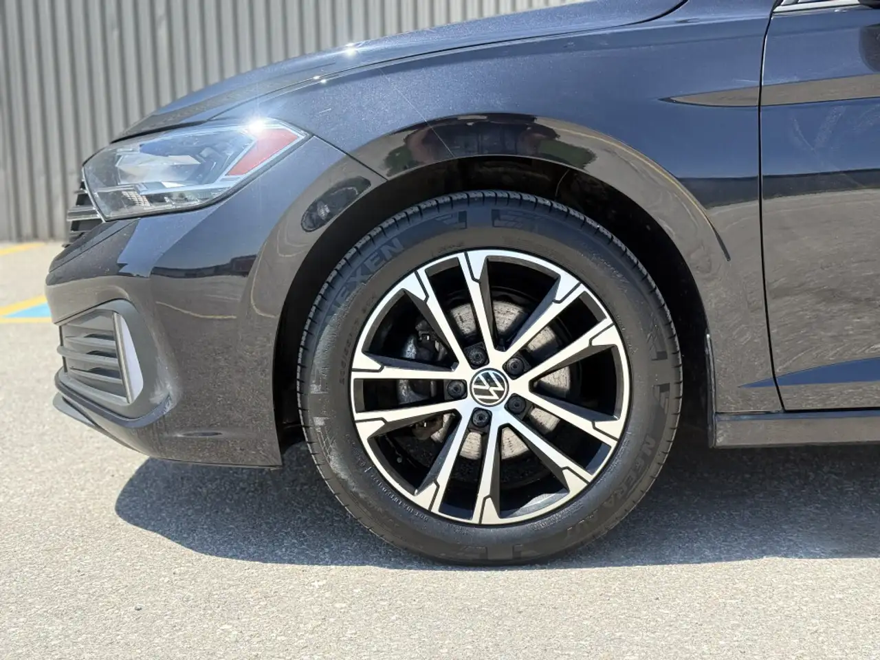 Volkswagen Jetta снимка Volkswagen Jetta