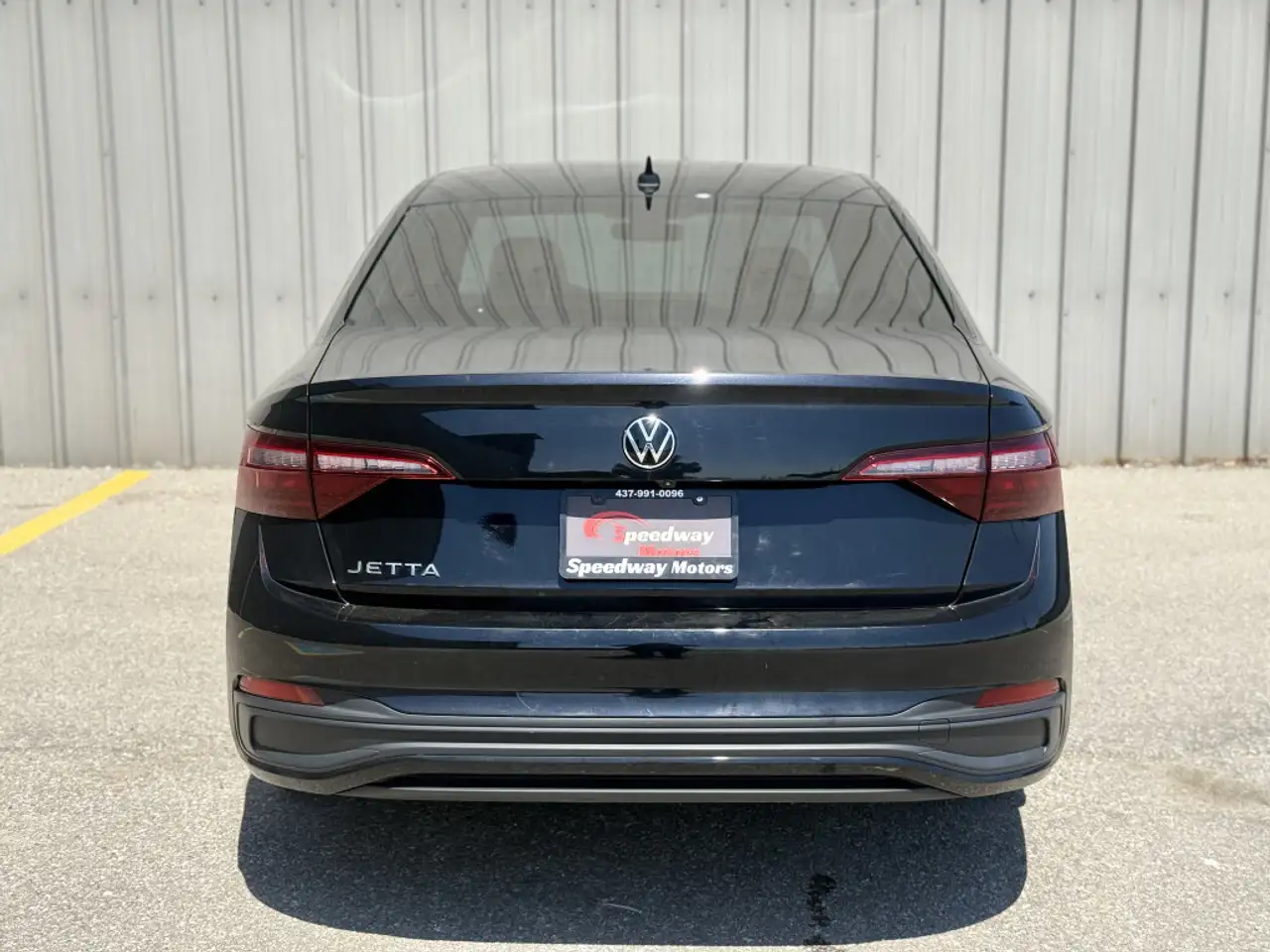Volkswagen Jetta снимка Volkswagen Jetta