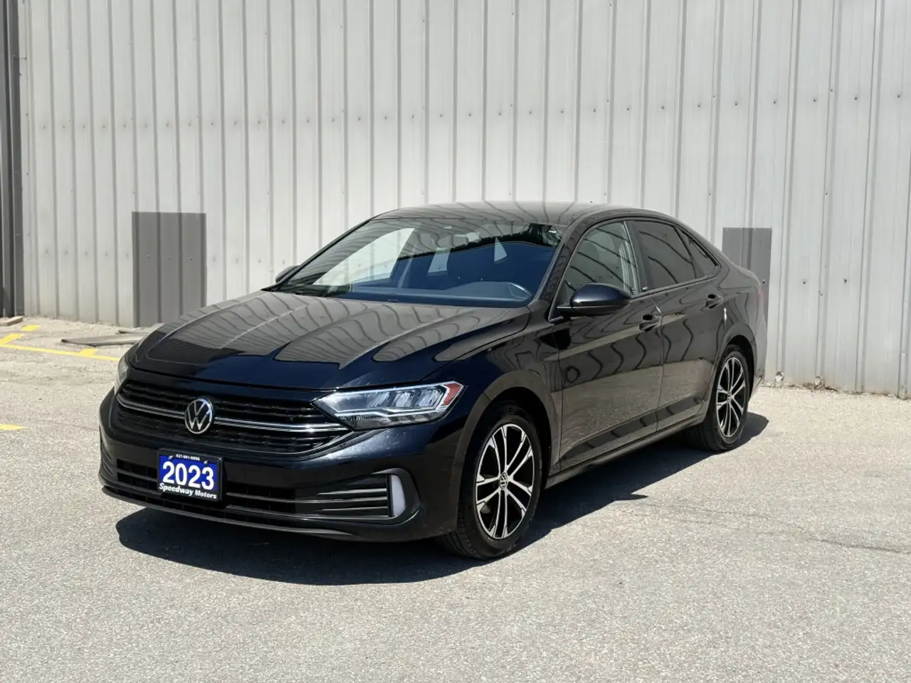 Volkswagen Jetta снимка Volkswagen Jetta