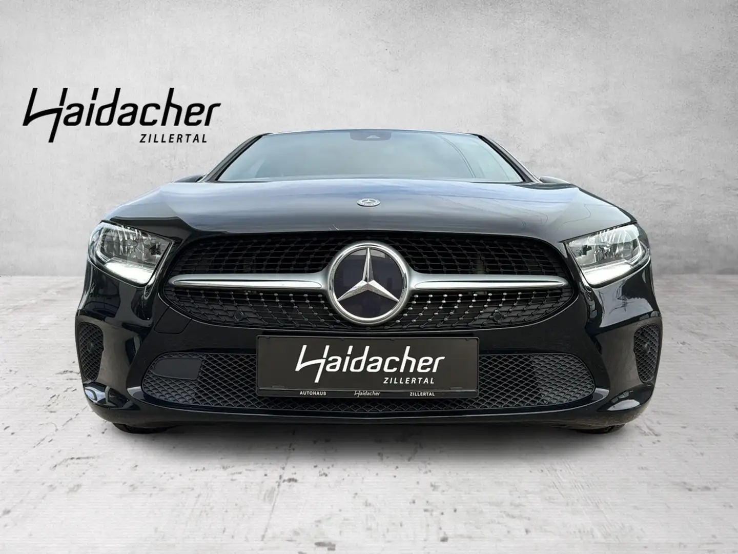 Mercedes-Benz A 160 Kompaktlimousine Style MBUX Navi RKam PTS Negru - 2