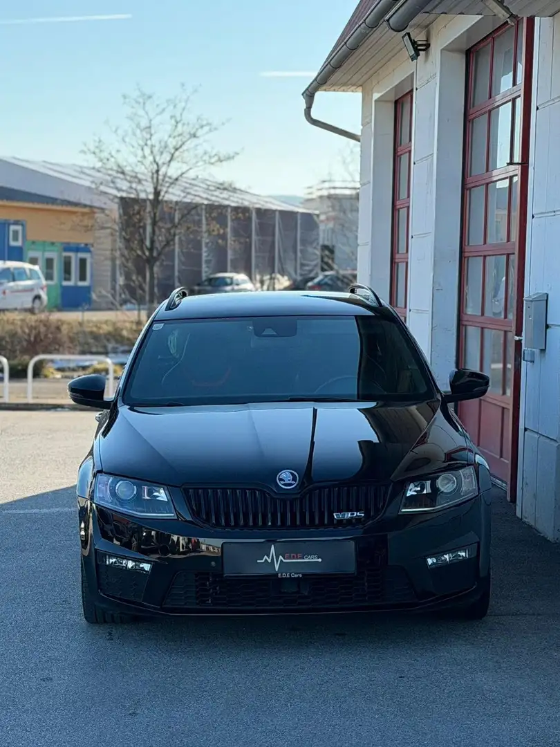Skoda Octavia Octavia Combi RS 2,0 TDI Green tec DSG Schwarz - 1