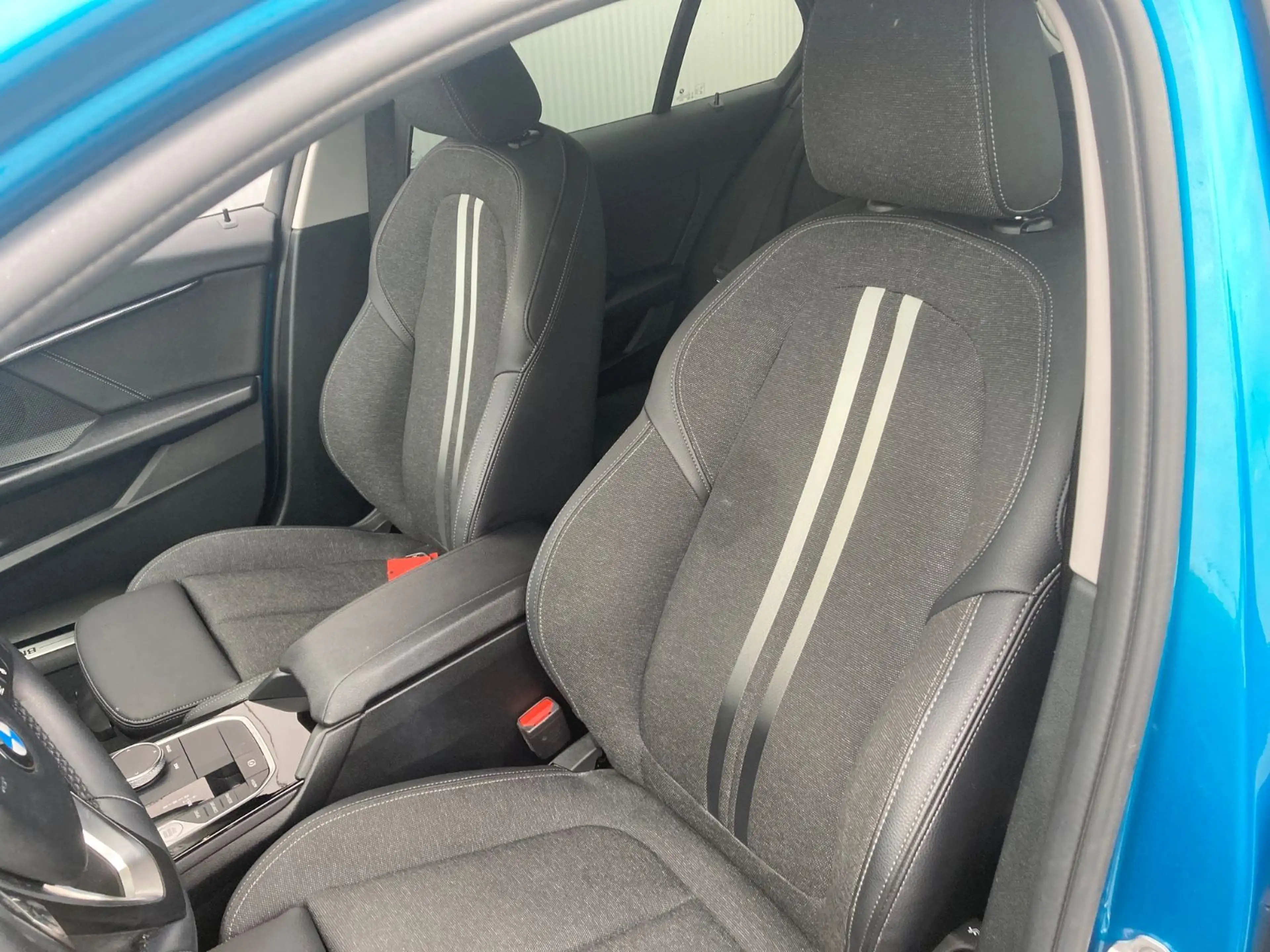 BMW 118 i Sport Line *PDC*DAB*WLAN* — photo 10