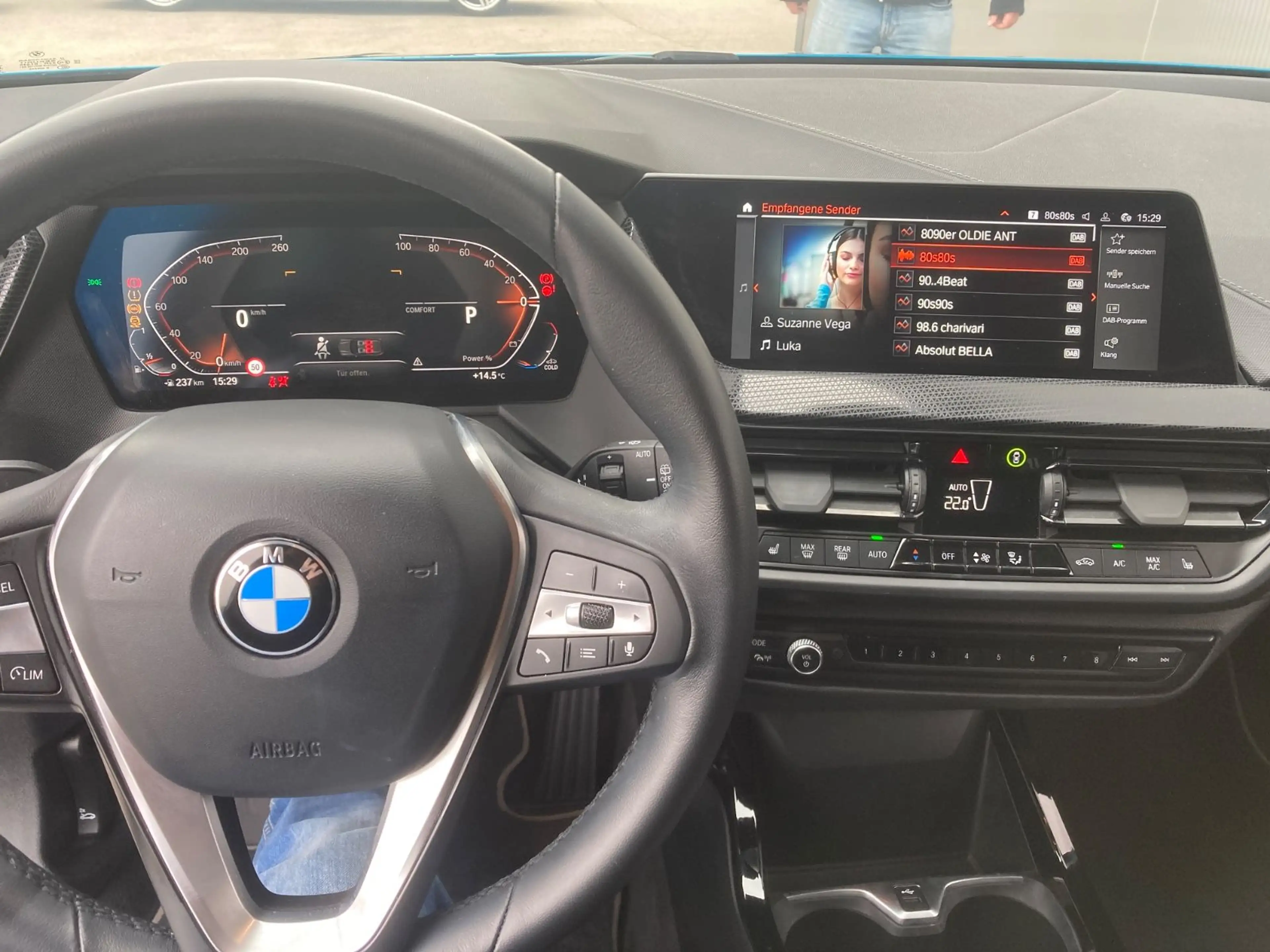 BMW 118 i Sport Line *PDC*DAB*WLAN* — photo 11